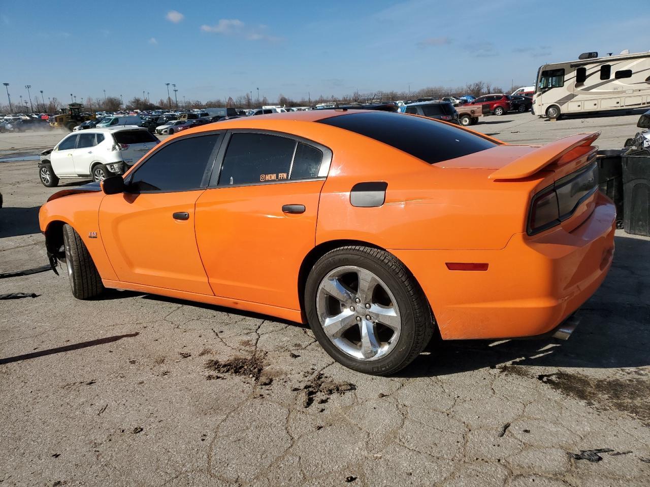 2014 DODGE CHARGER - Image 2