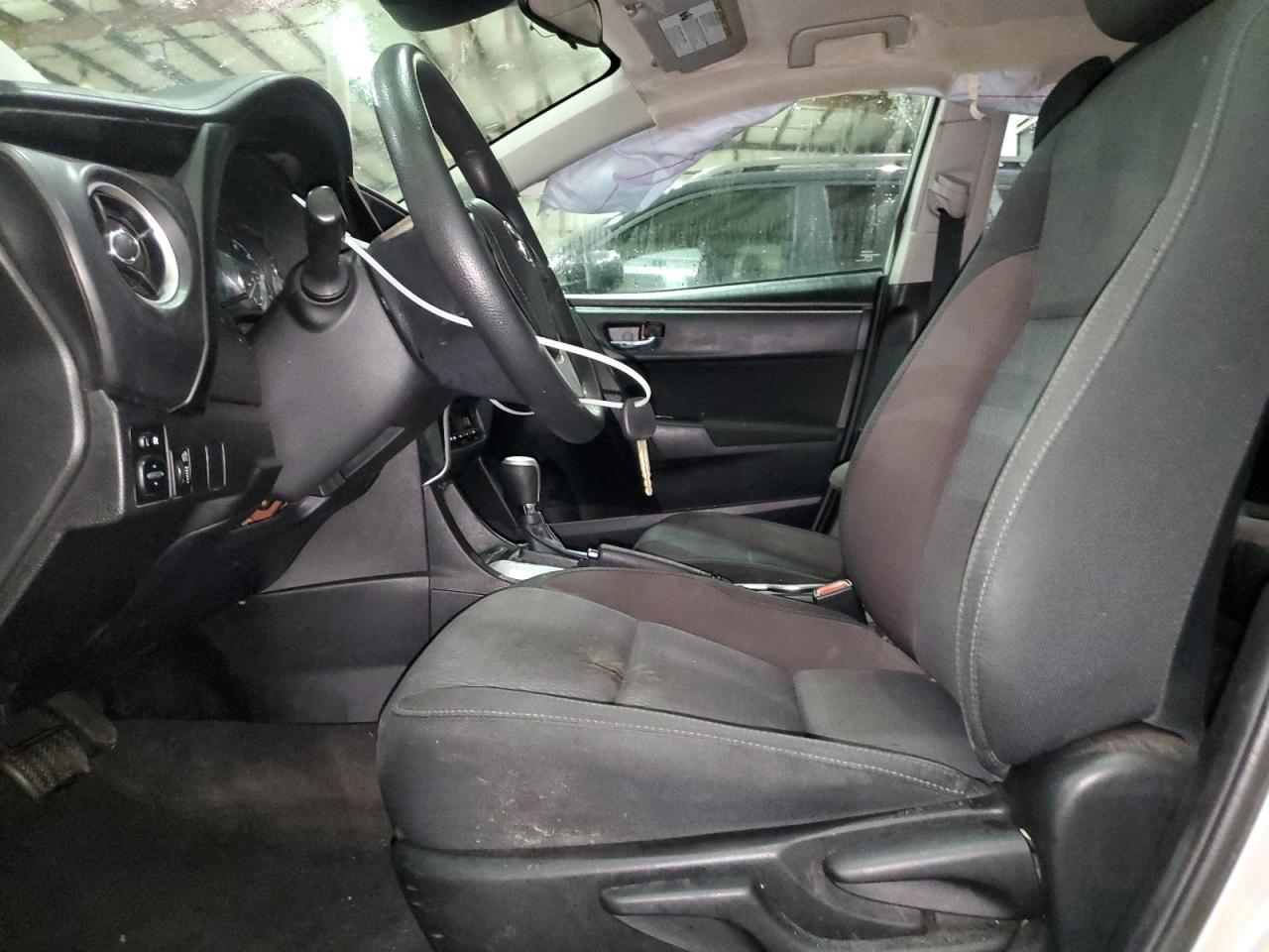 2019 TOYOTA COROLLA L - Image 7