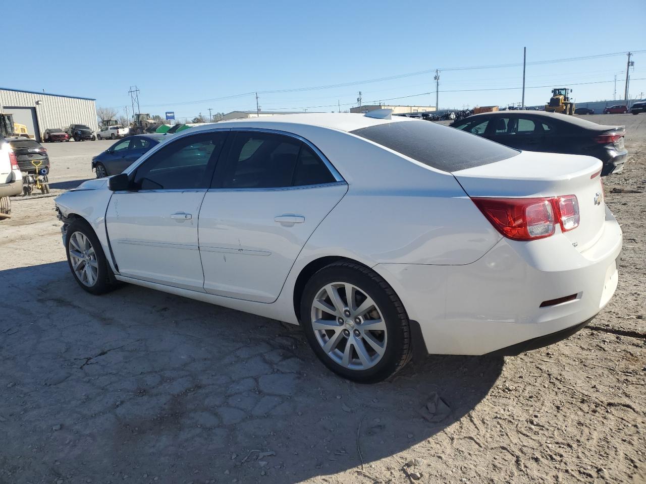 2015 CHEVROLET MALIBU 2LT - Image 2