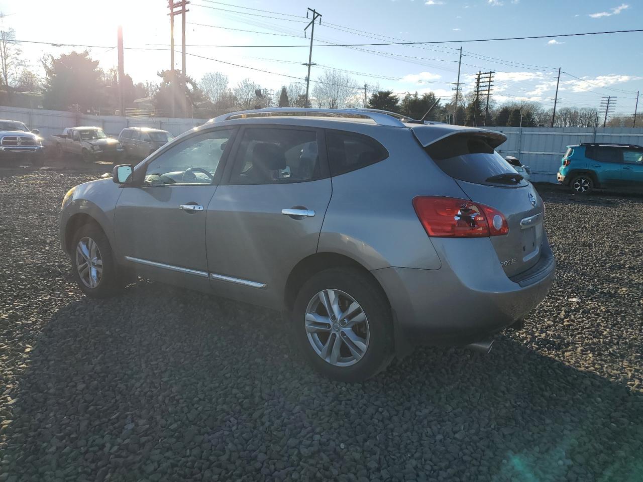 2013 NISSAN ROGUE S - Фото 2