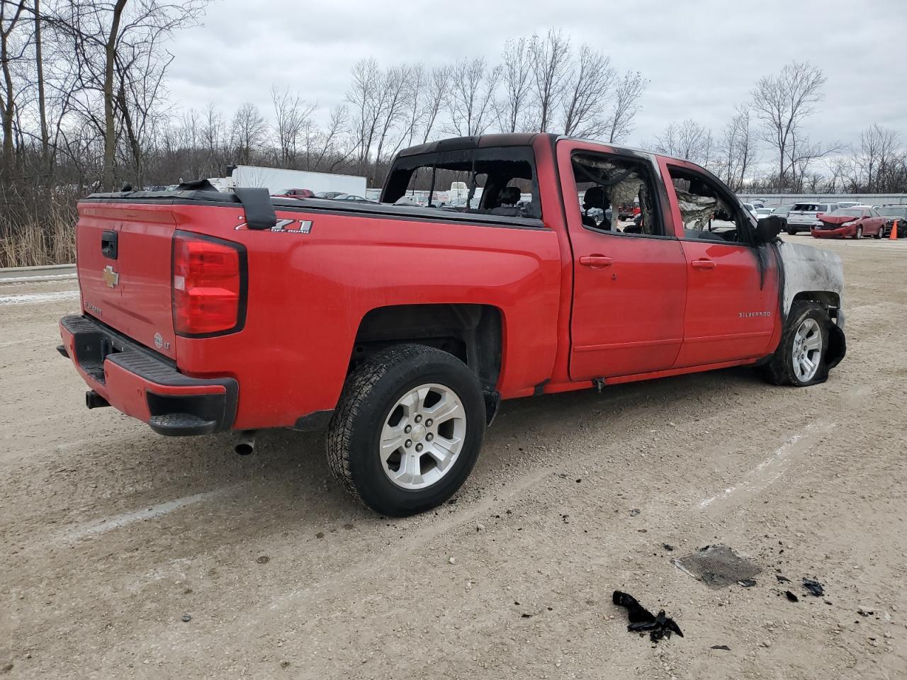 2018 CHEVROLET SILVERADO - Image 3