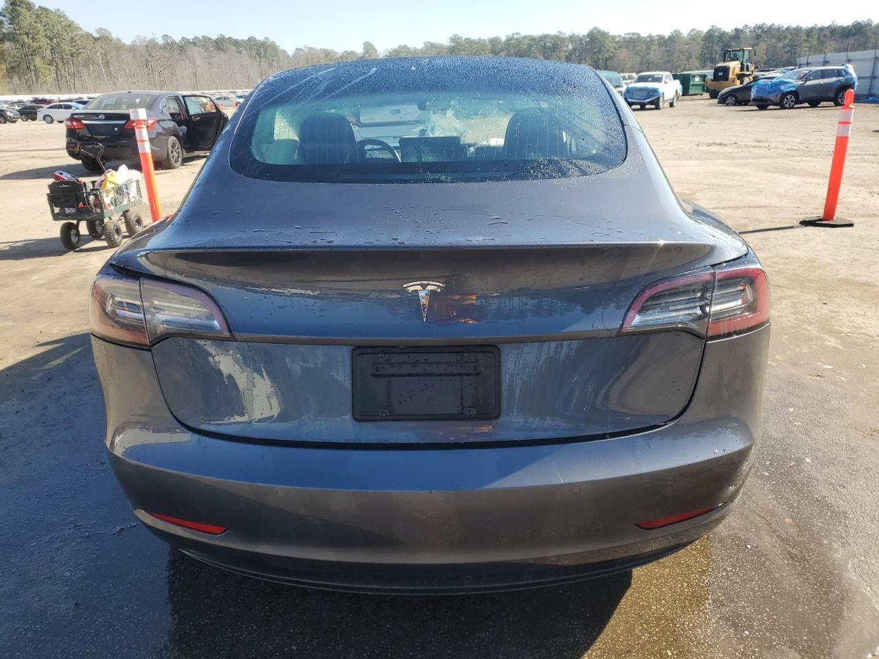 2019 TESLA MODEL 3 - Image 6