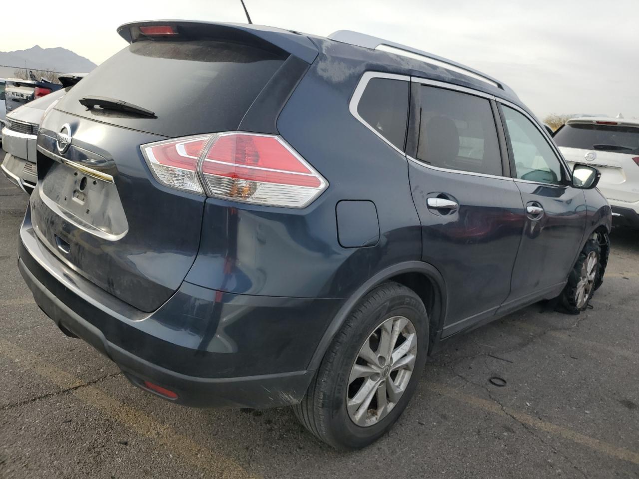 2015 NISSAN ROGUE S - Фото 3