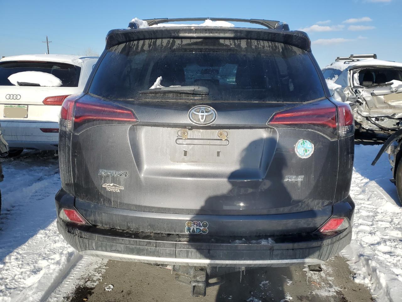 2016 TOYOTA RAV4 XLE - Image 6