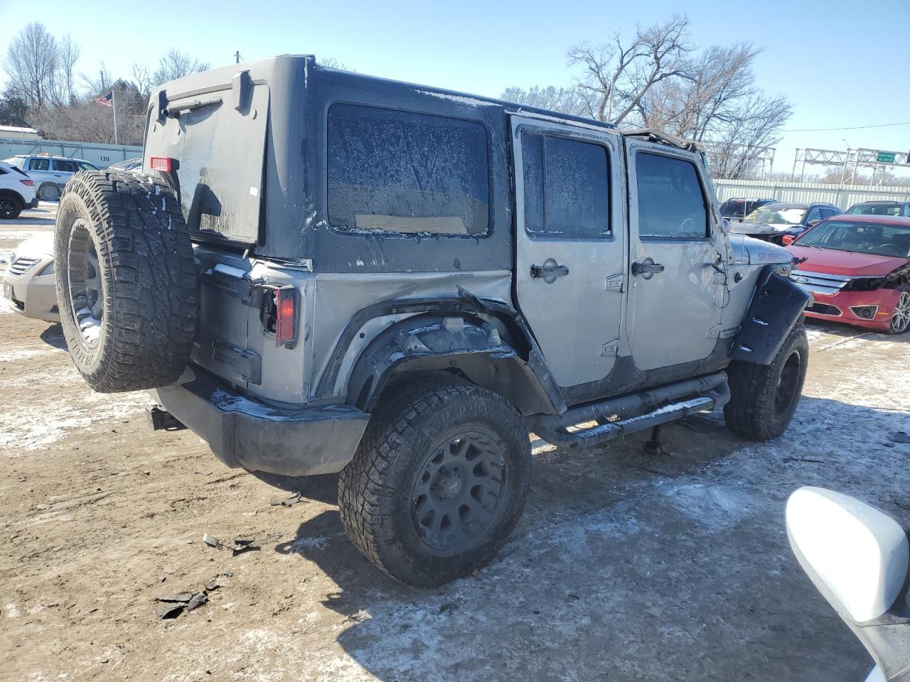 2015 JEEP WRANGLER U - Image 3