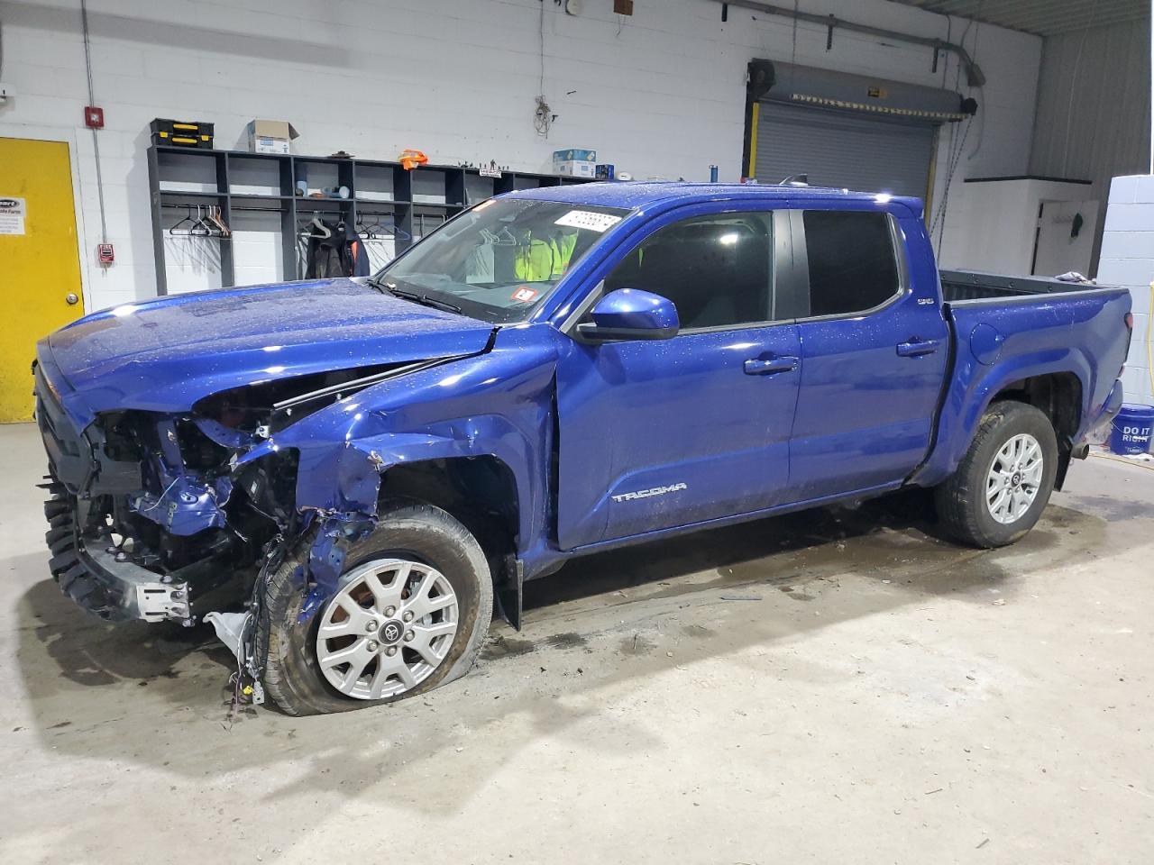 2024 TOYOTA TACOMA DOU