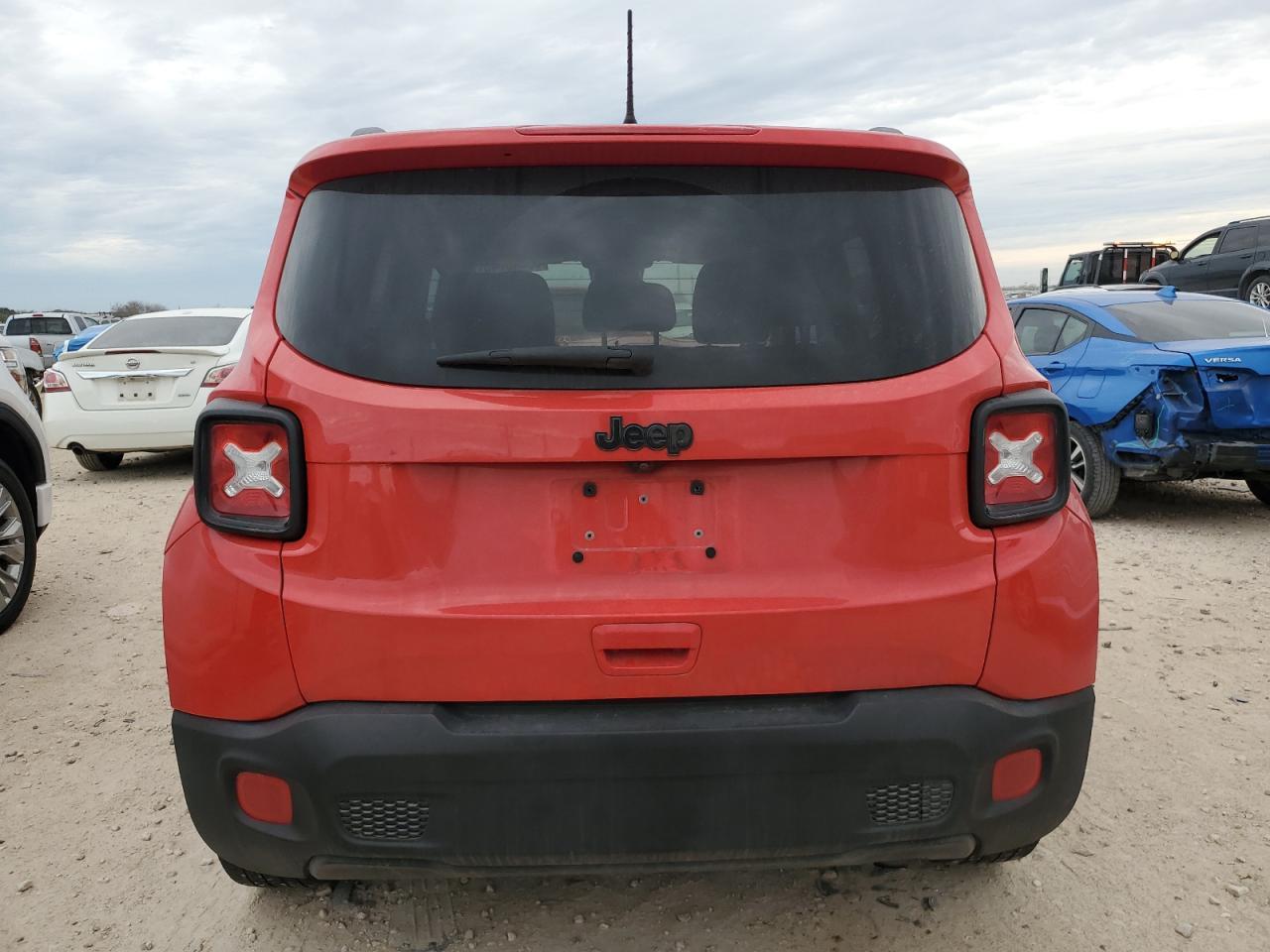 2018 JEEP RENEGADE L - Фото 6