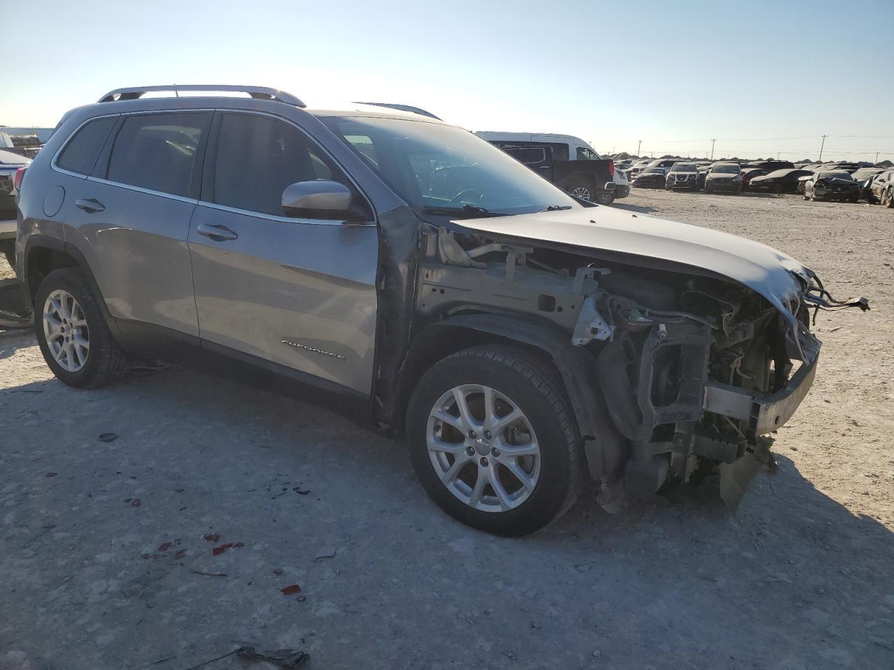 2016 JEEP CHEROKEE L - Image 4