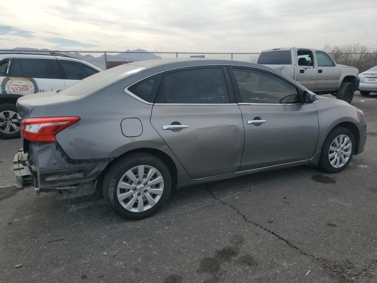 2017 NISSAN SENTRA S - Фото 3