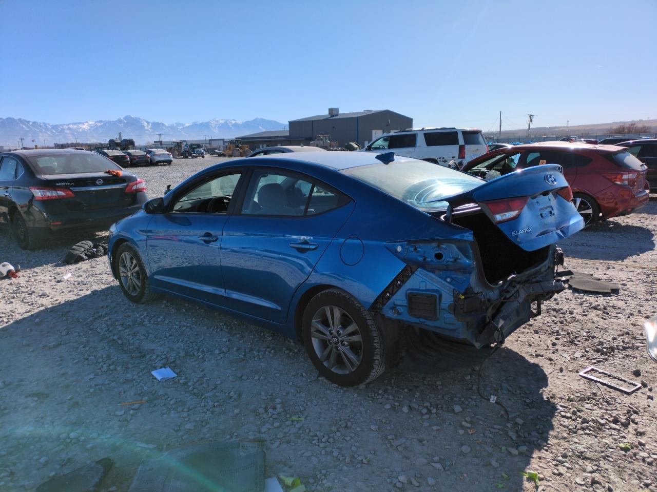 2018 HYUNDAI ELANTRA SE - Фото 2