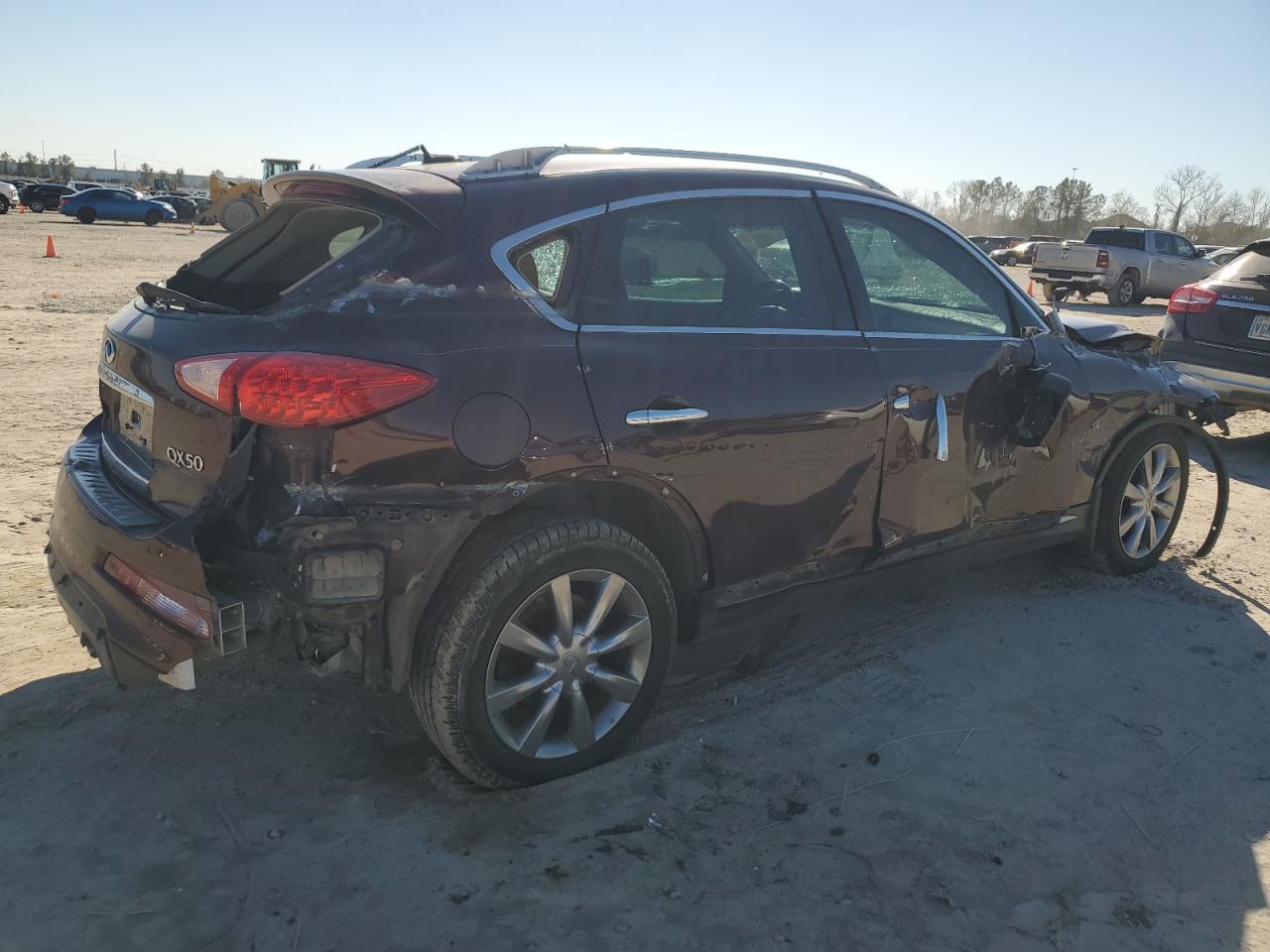 2016 INFINITI QX50 - Фото 3