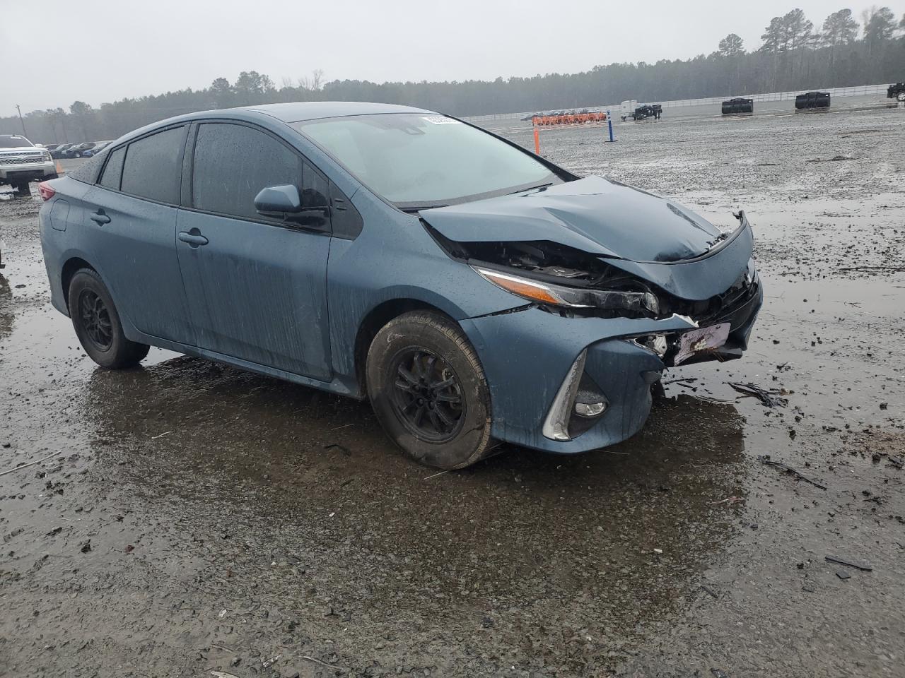 2022 TOYOTA PRIUS PRIM - Фото 4