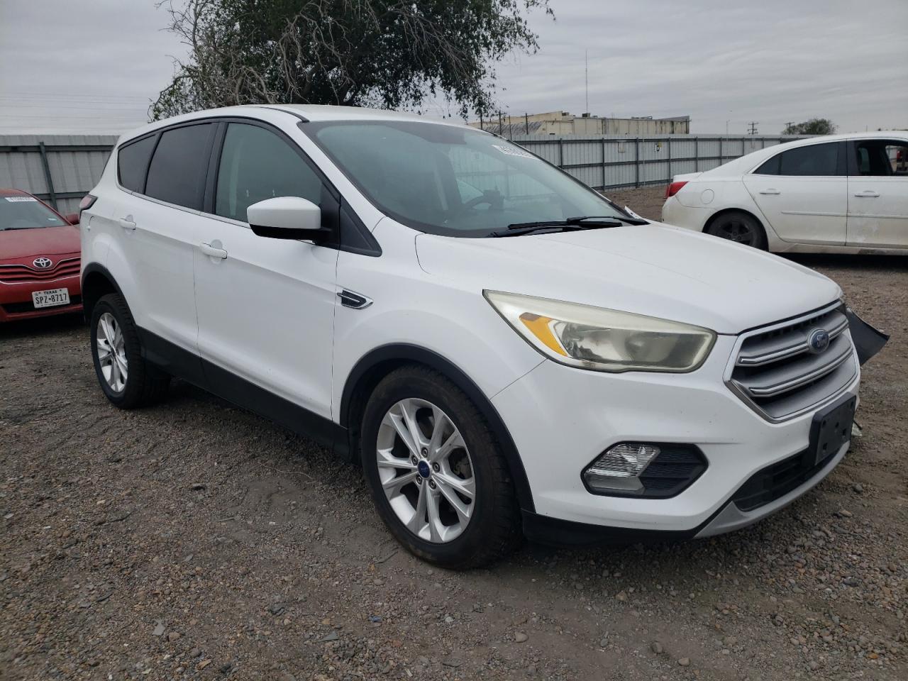 2017 FORD ESCAPE SE - Фото 4