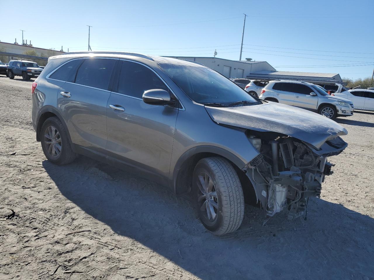 2017 KIA SORENTO LX - Image 4