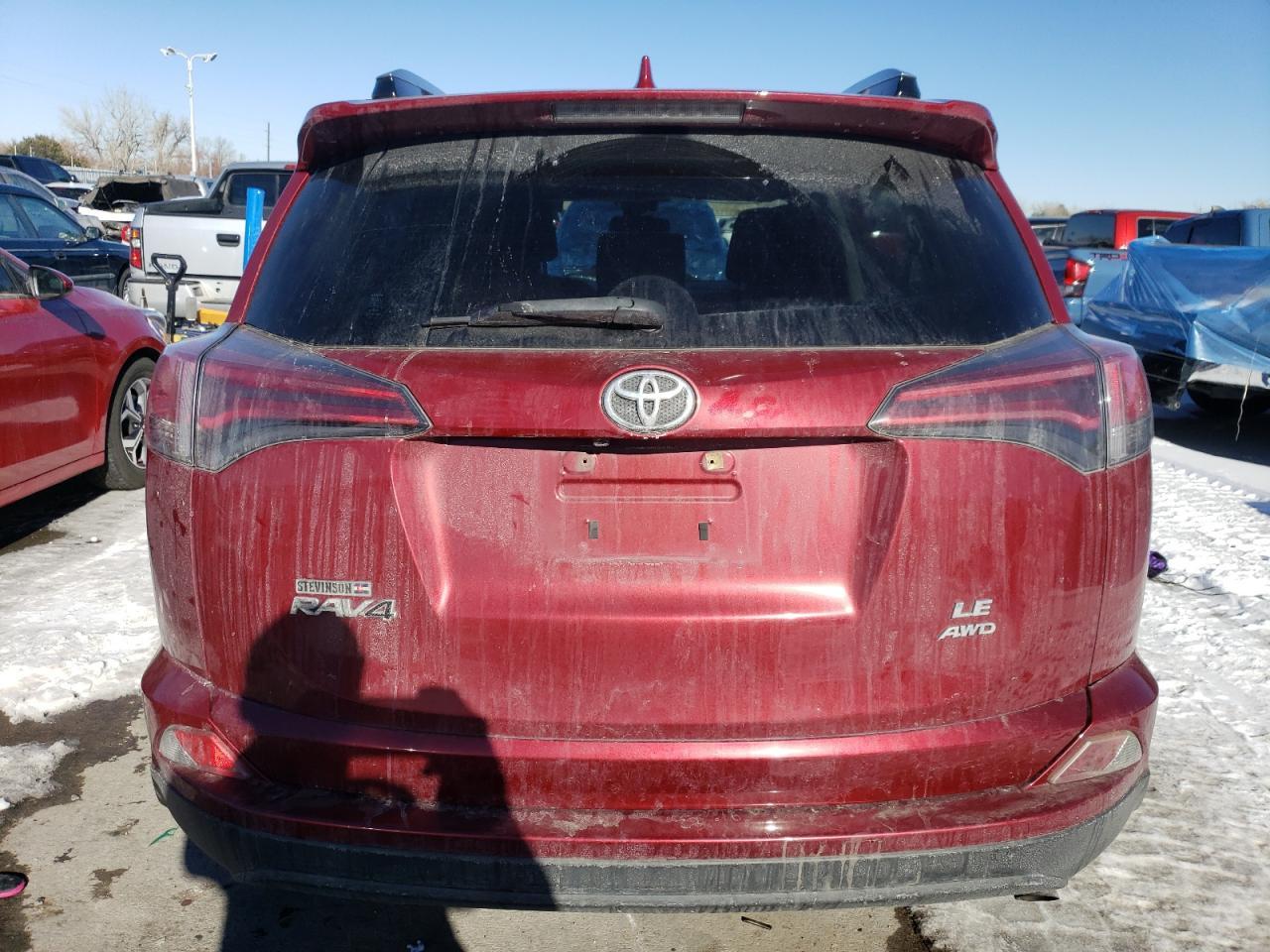2018 TOYOTA RAV4 LE - Фото 6