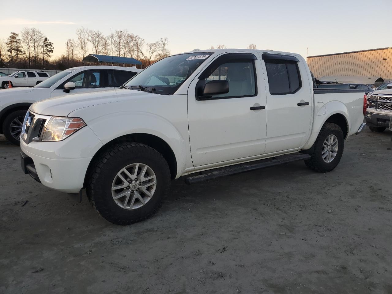 2016 NISSAN FRONTIER S