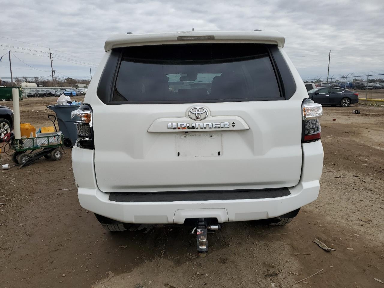 2022 TOYOTA 4RUNNER SR - Image 6