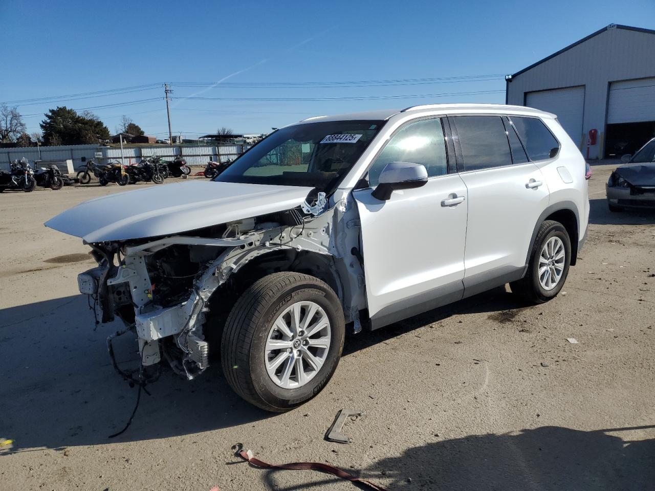 2024 TOYOTA GRAND HIGH