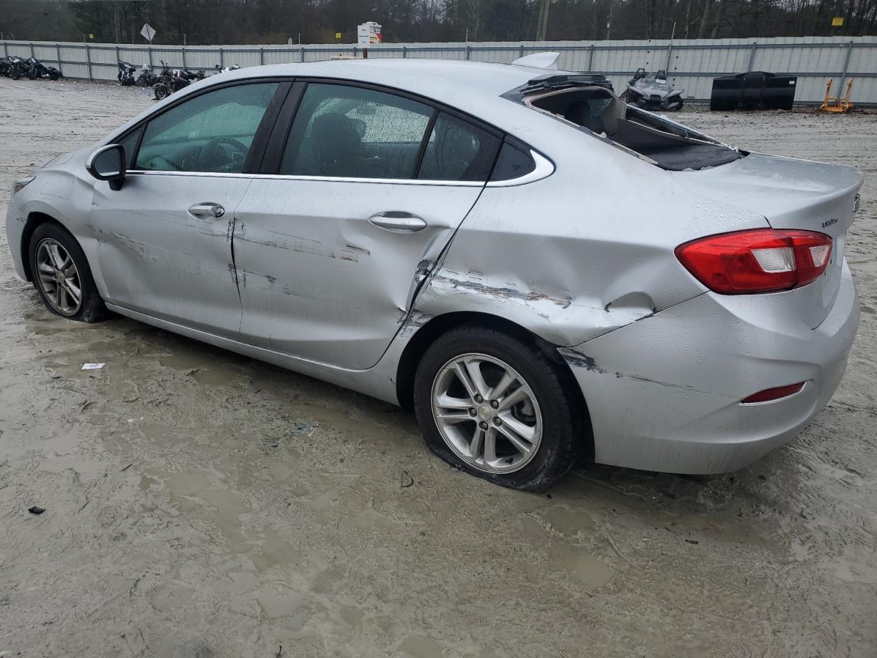 2017 CHEVROLET CRUZE LT - Image 2