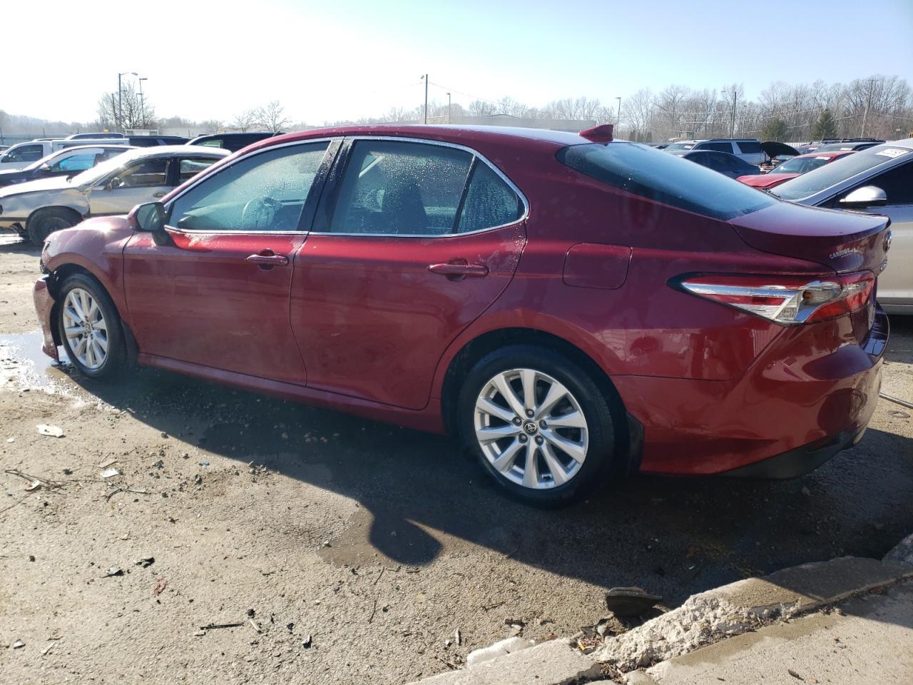2020 TOYOTA CAMRY LE - Фото 2