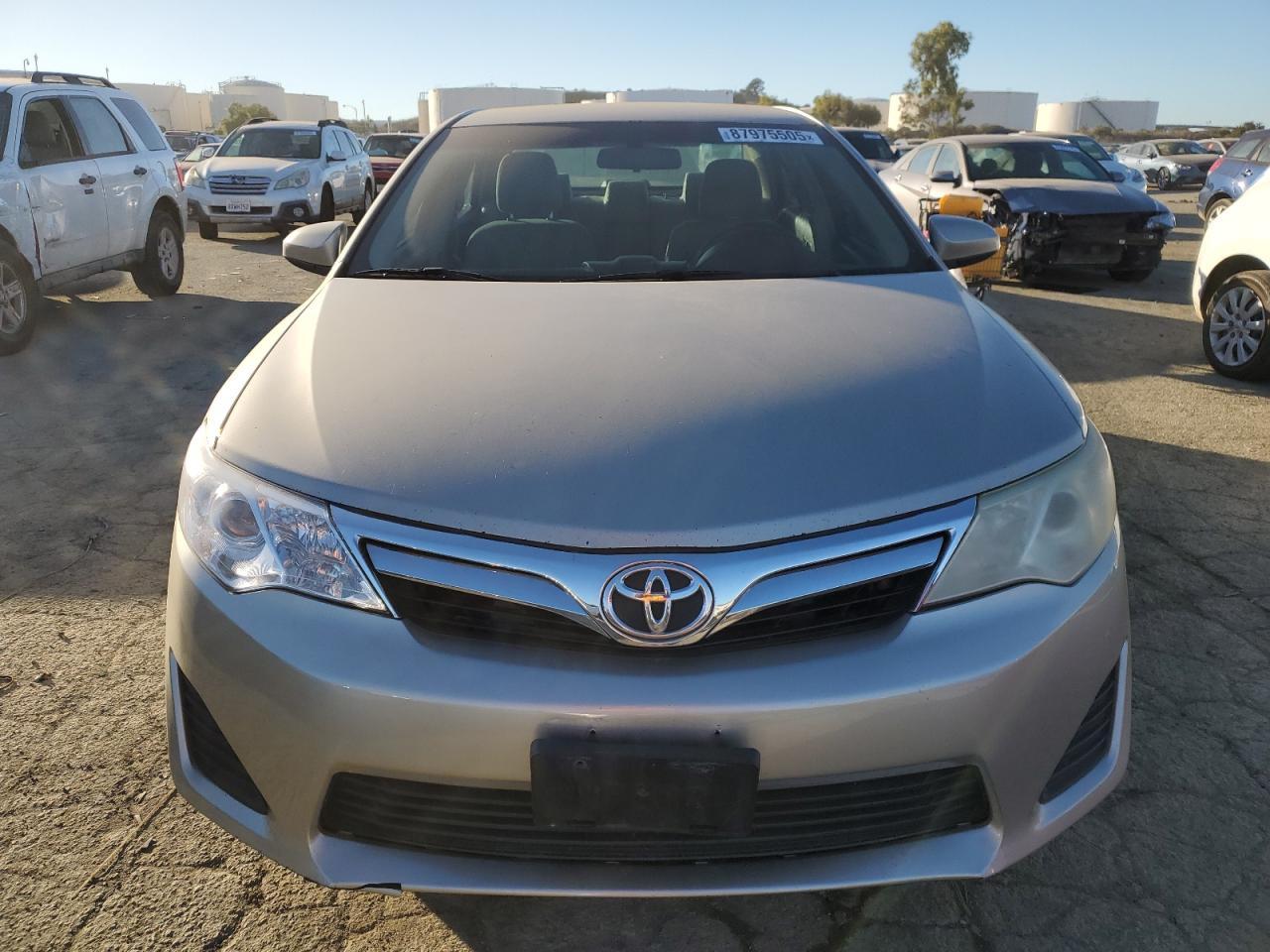 2014 TOYOTA CAMRY L - Image 5
