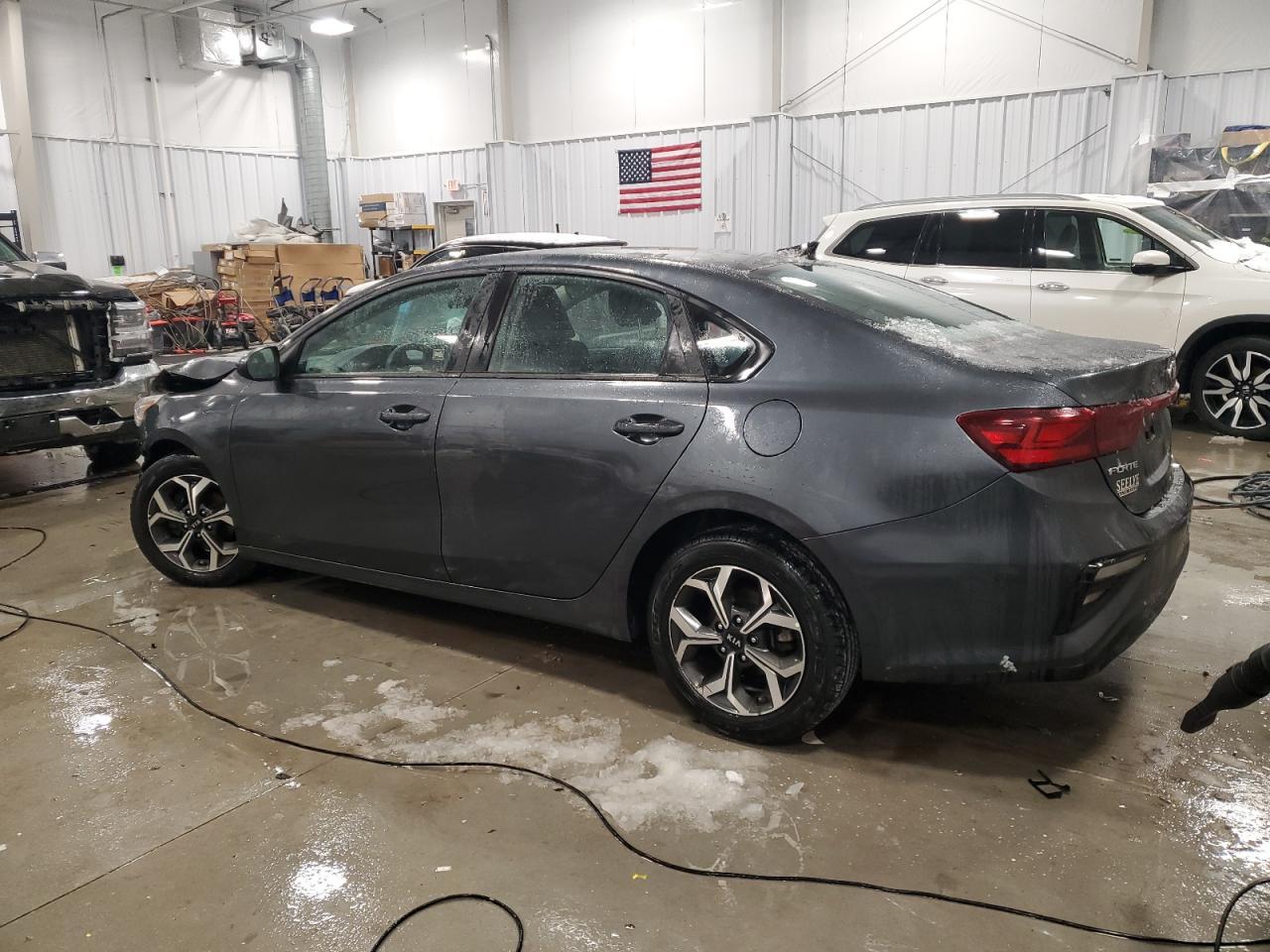 2021 KIA FORTE FE - Фото 2