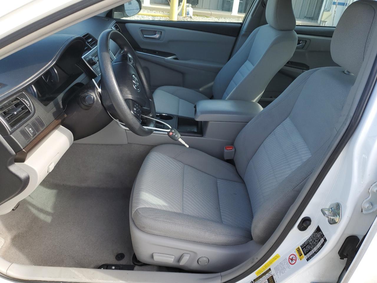 2016 TOYOTA CAMRY LE - Фото 7