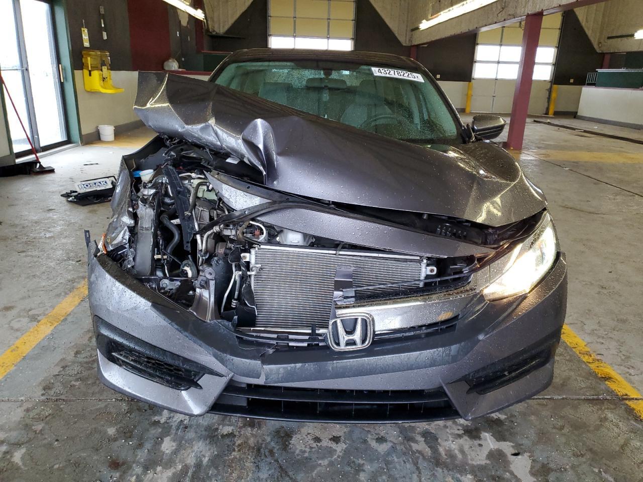 2016 HONDA CIVIC LX - Image 5