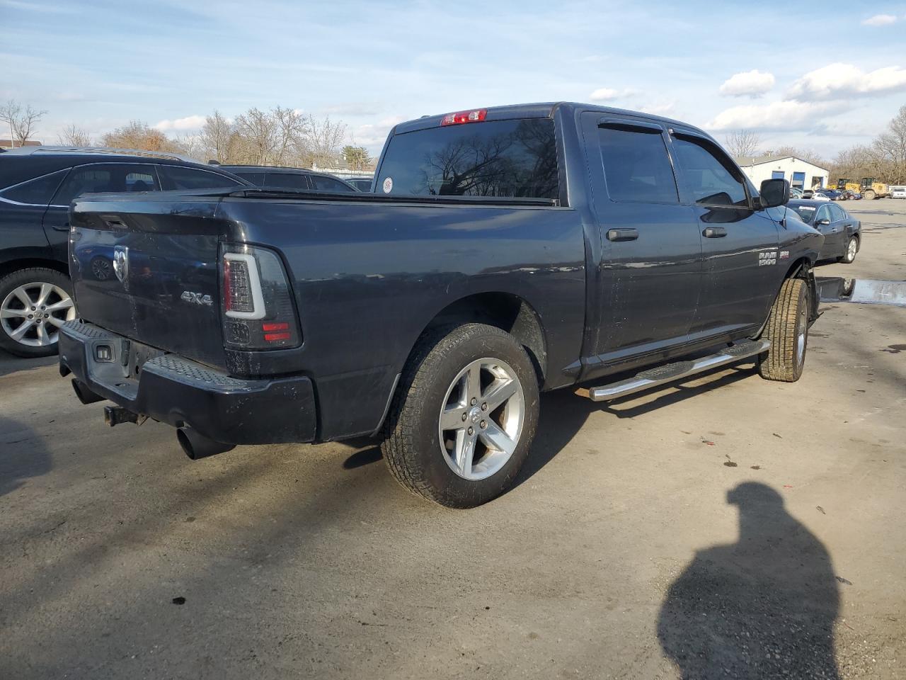 2015 RAM 1500 ST - Image 3