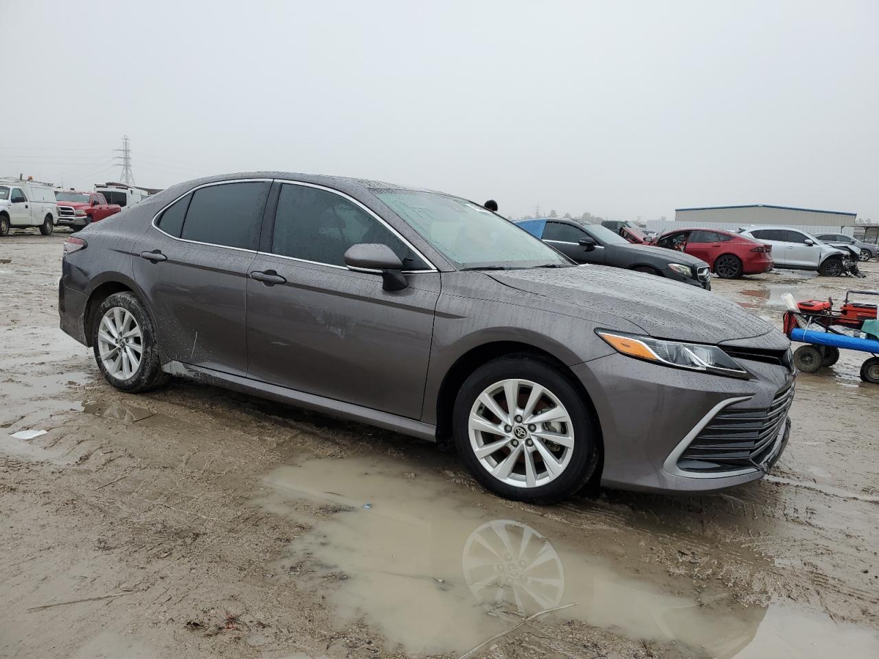 2024 TOYOTA CAMRY LE - Фото 4