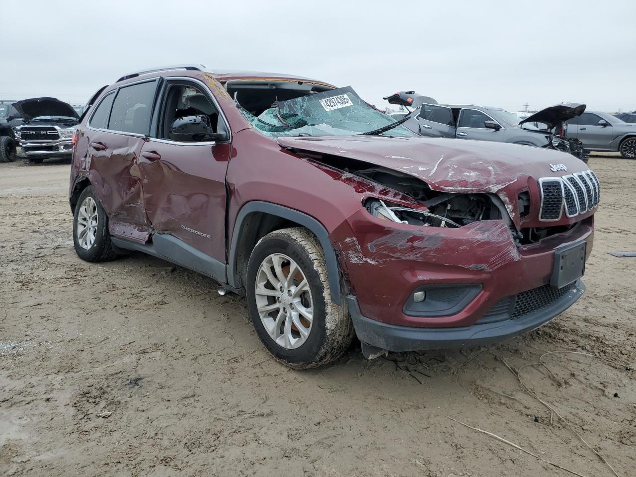 2019 JEEP CHEROKEE L - Image 4