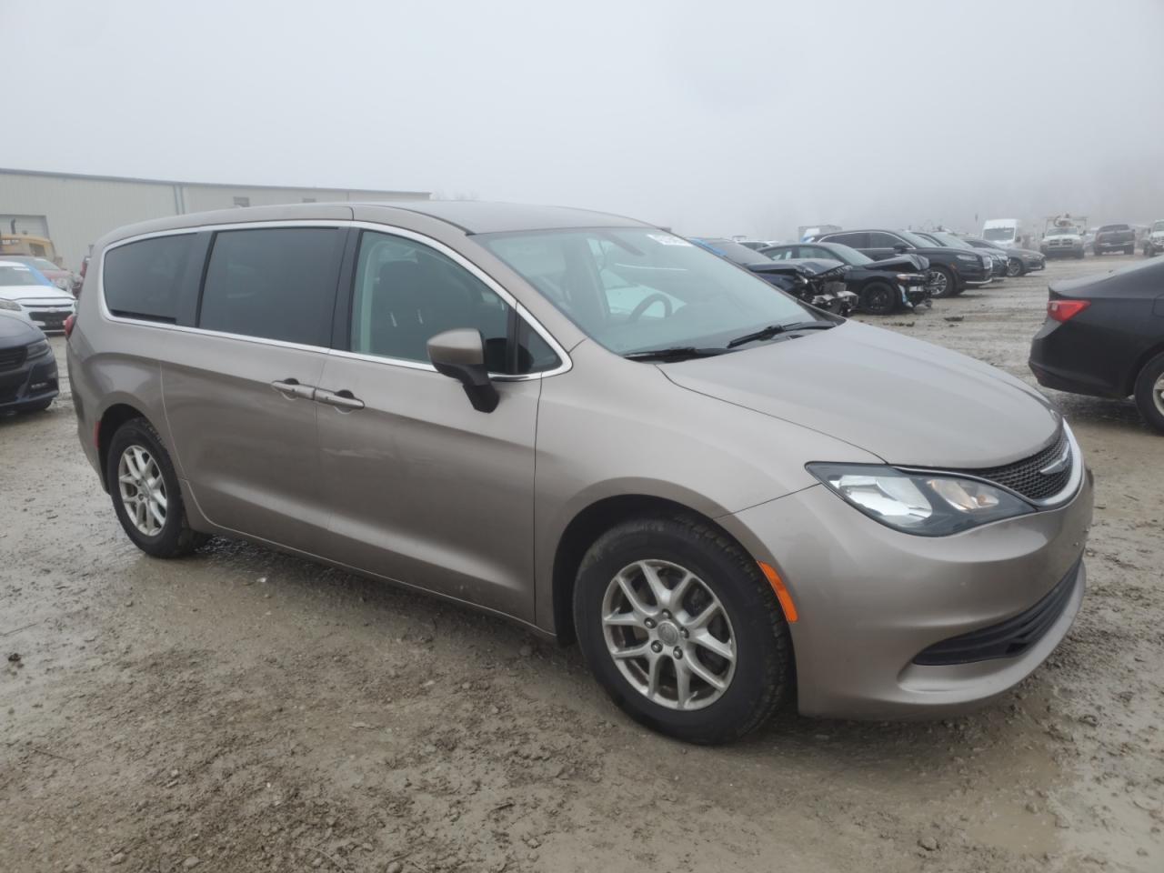 2017 CHRYSLER PACIFICA T - Image 4