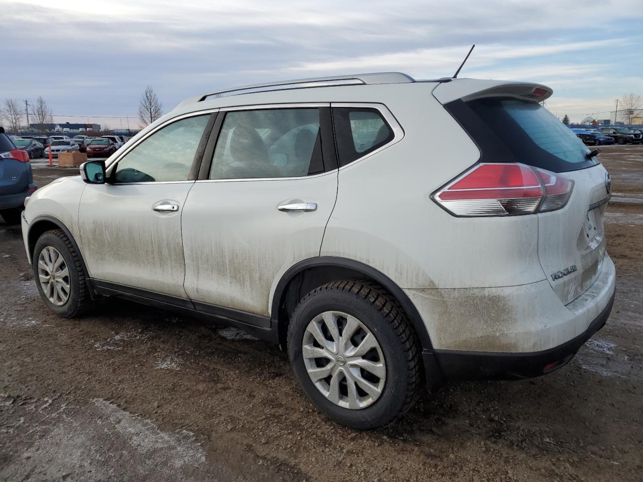 2016 NISSAN ROGUE S - Фото 2