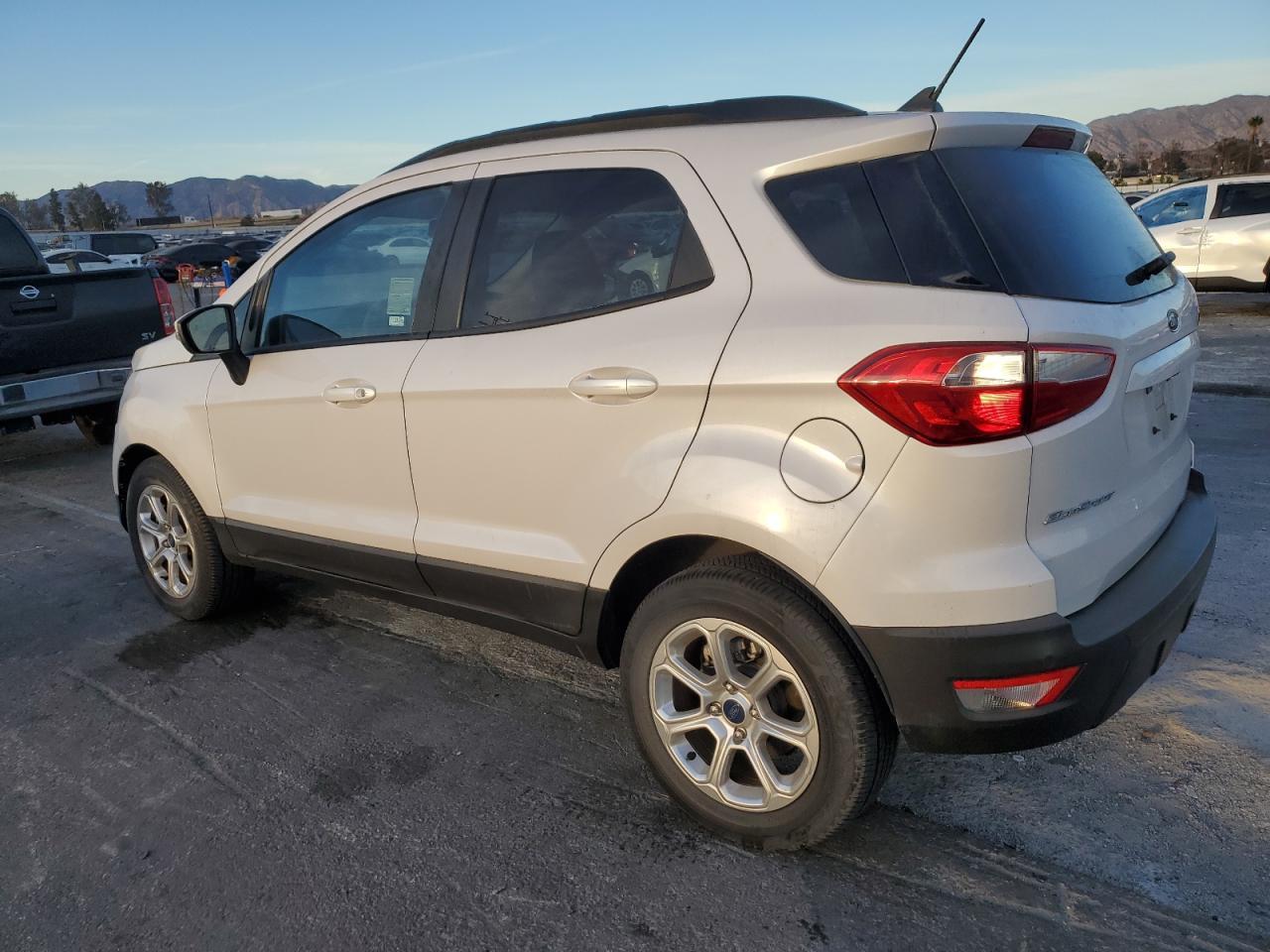 2020 FORD ECOSPORT S - Фото 2