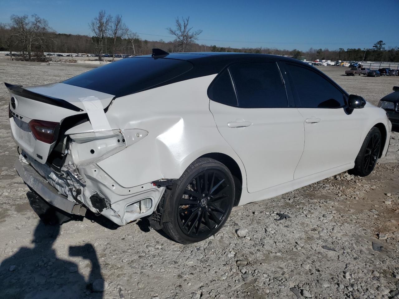 2022 TOYOTA CAMRY XSE - Фото 3