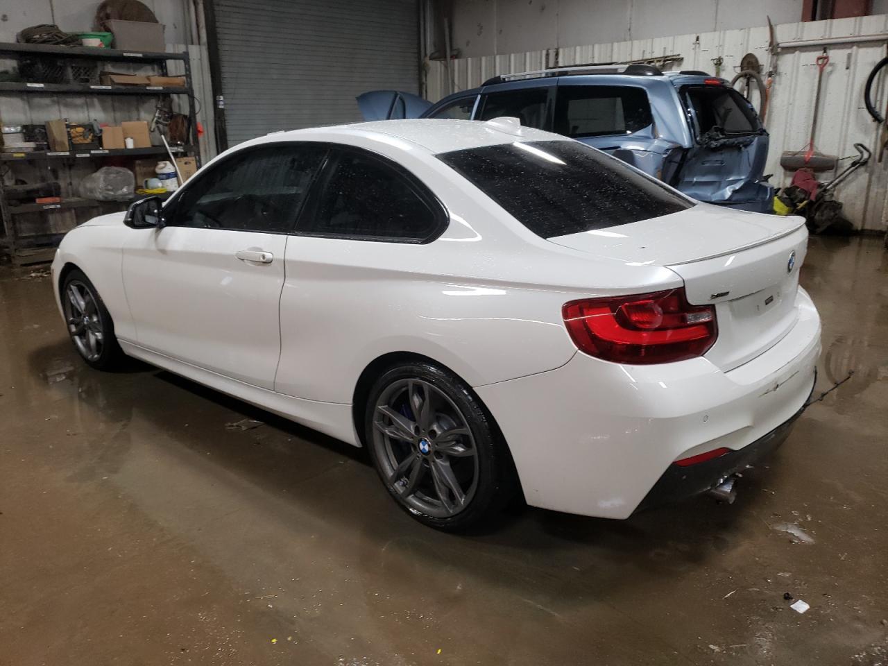 2016 BMW M235XI - Фото 2