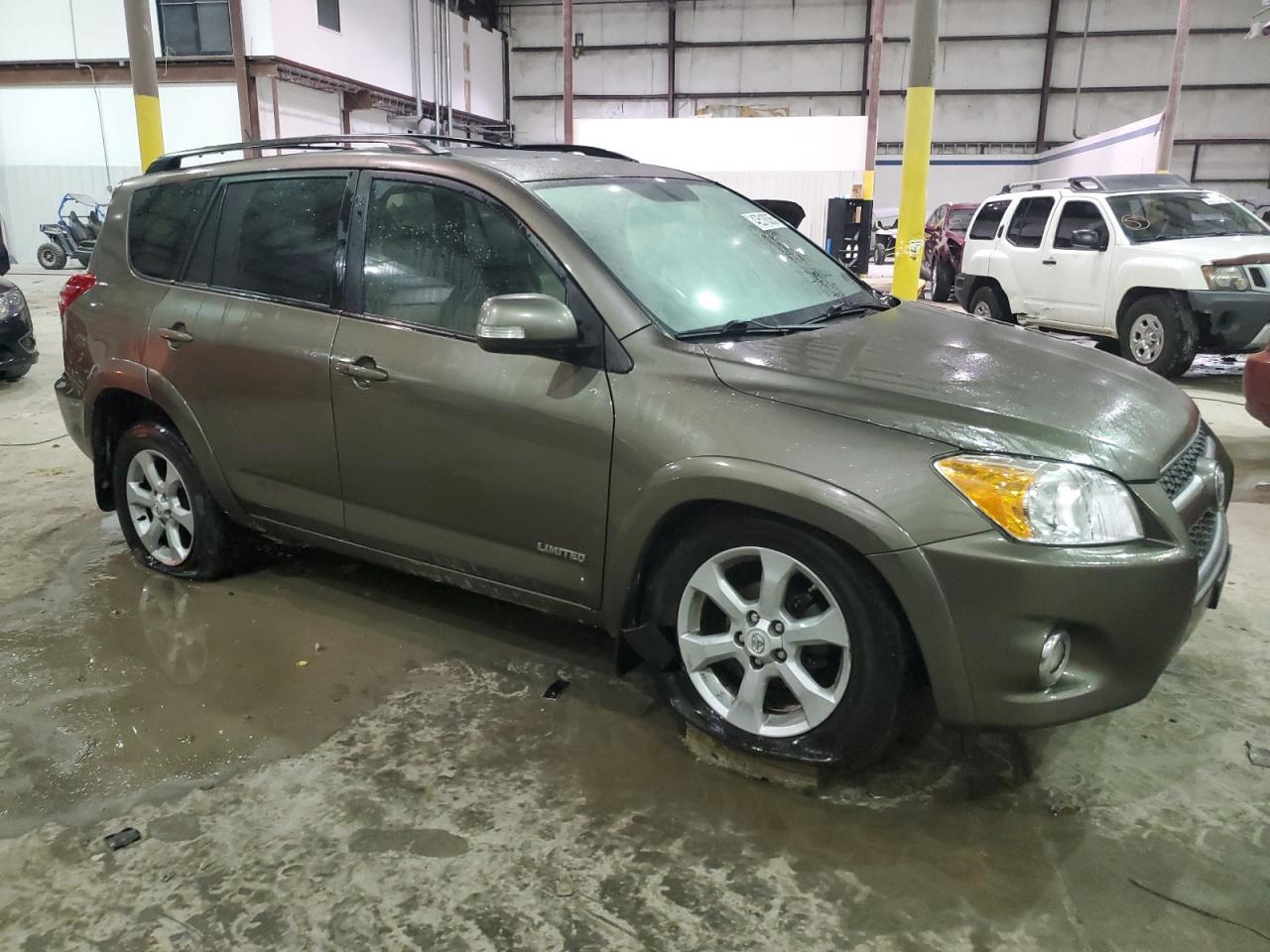 2011 TOYOTA RAV4 LIMIT - Фото 4