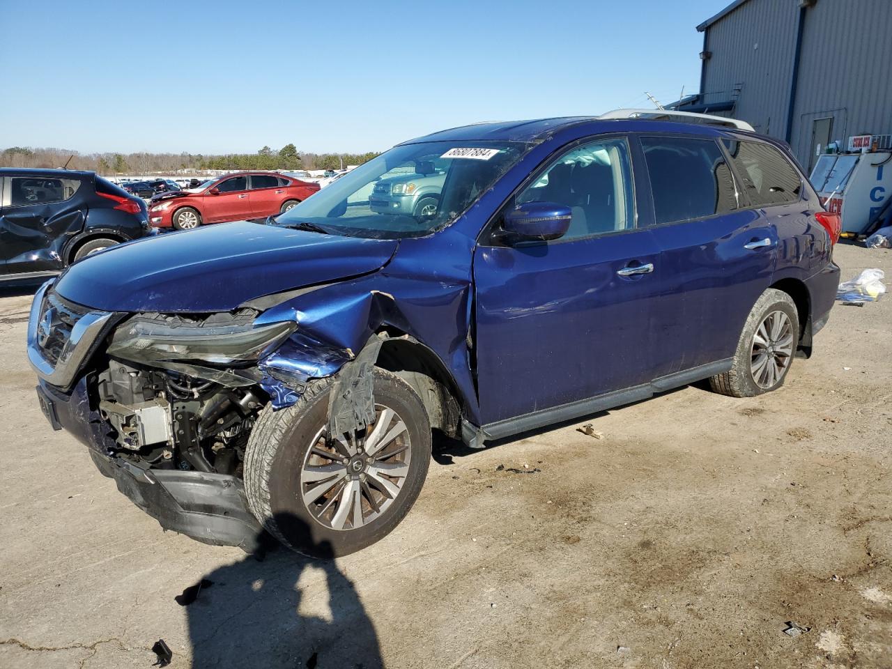 2017 NISSAN PATHFINDER