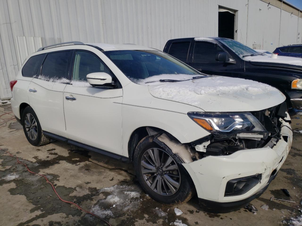 2019 NISSAN PATHFINDER - Фото 4