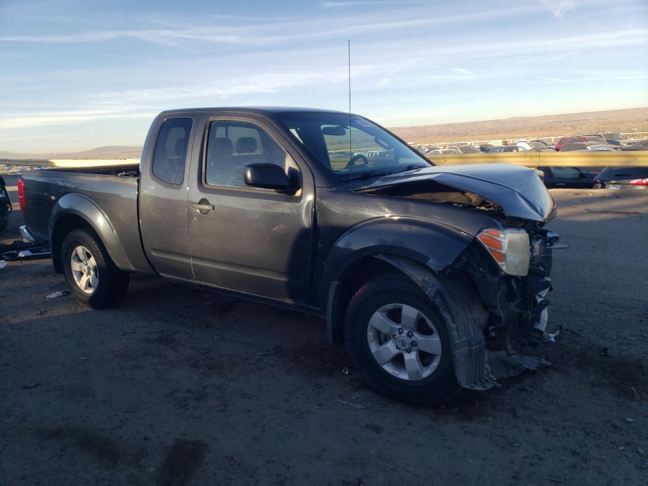2012 NISSAN FRONTIER S - Фото 4