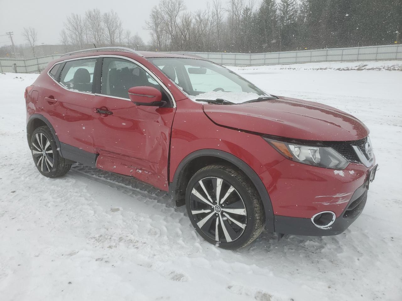 2017 NISSAN ROGUE SPOR - Image 4