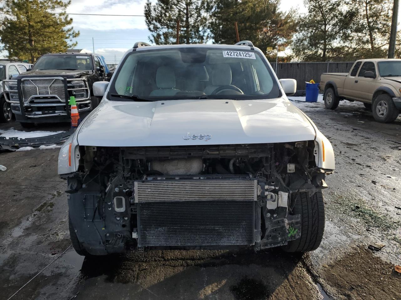 2016 JEEP RENEGADE L - Image 5