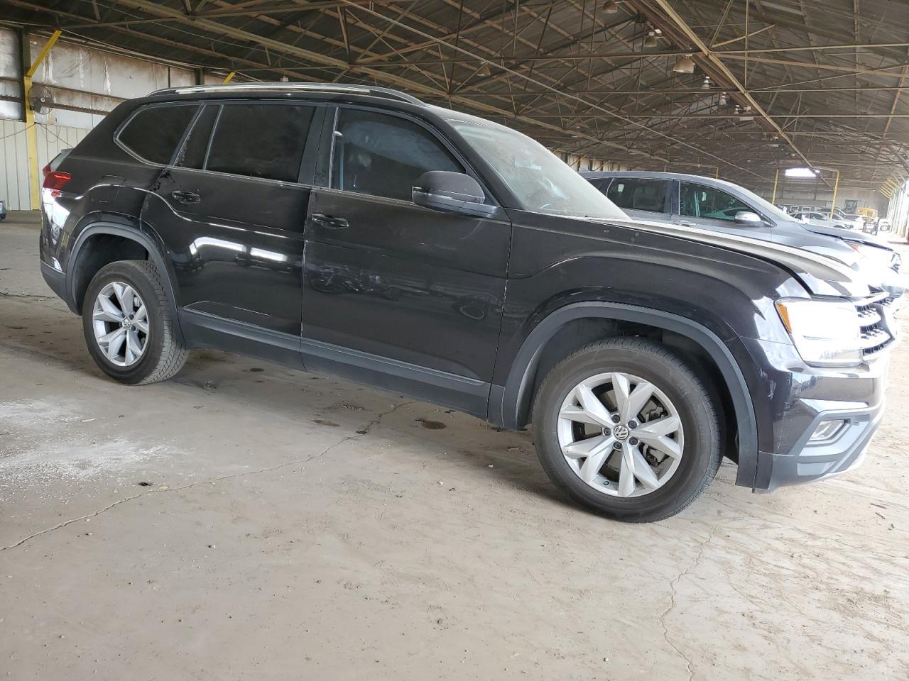 2018 VOLKSWAGEN ATLAS SE - Image 4