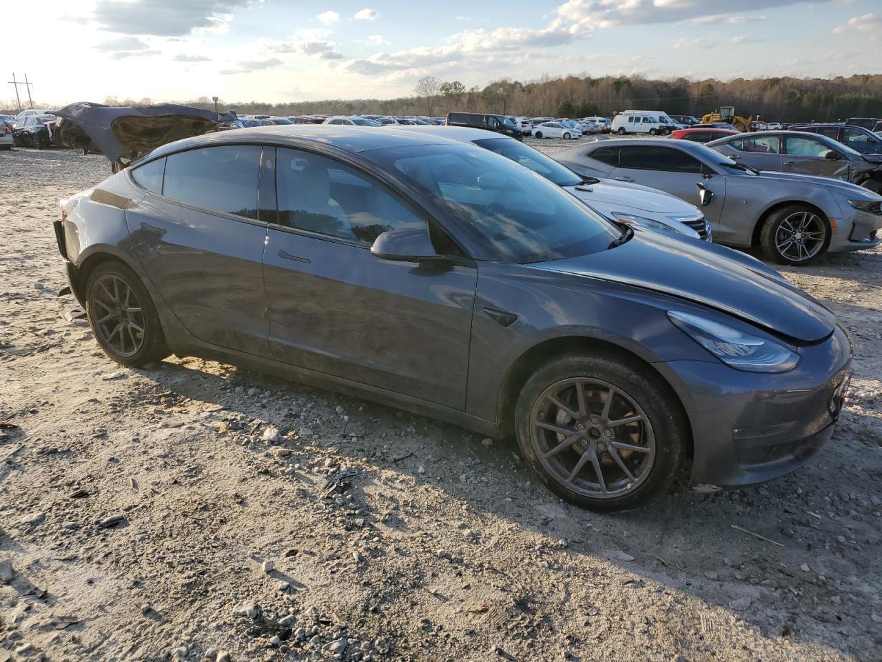 2019 TESLA MODEL 3 - Фото 4