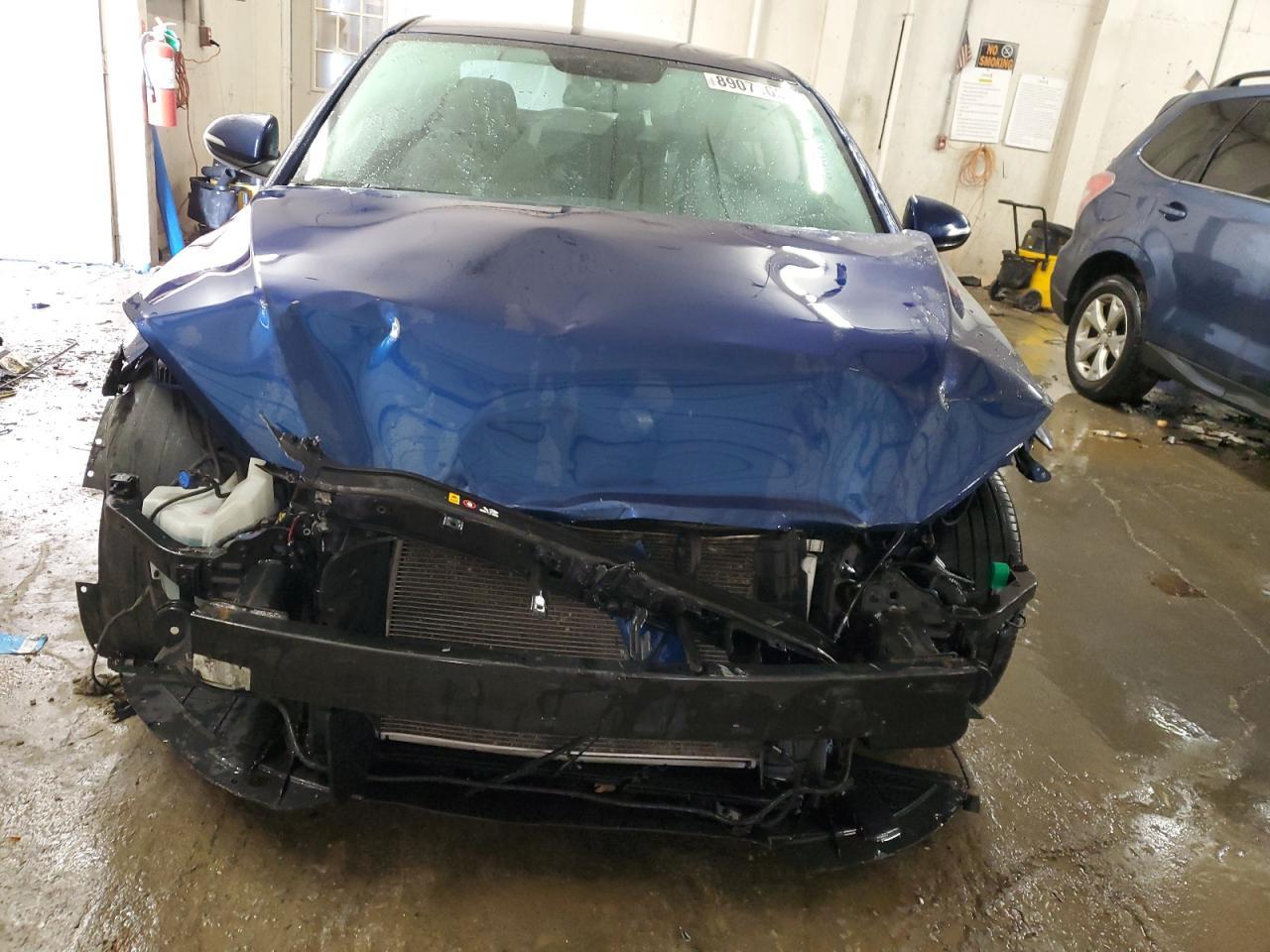 2017 HYUNDAI ELANTRA SE - Фото 5
