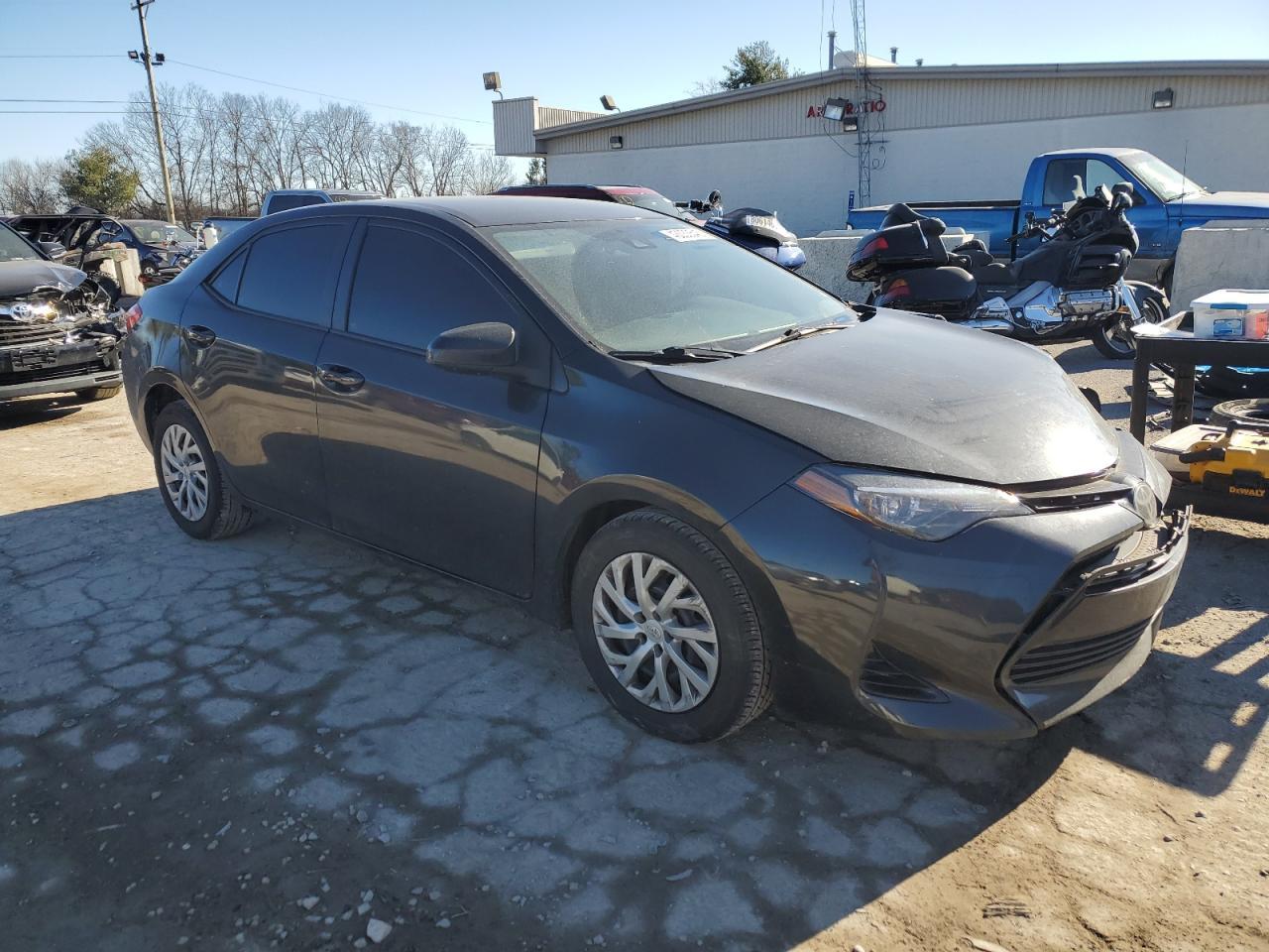 2018 TOYOTA COROLLA L - Фото 4