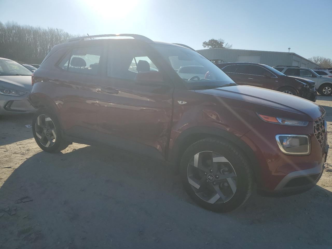 2023 HYUNDAI VENUE SEL - Фото 4