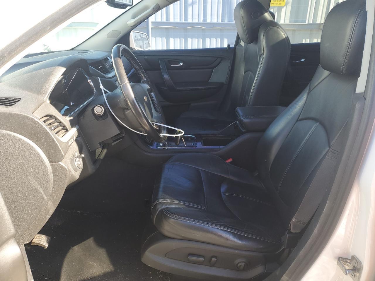2015 CHEVROLET TRAVERSE L - Image 7