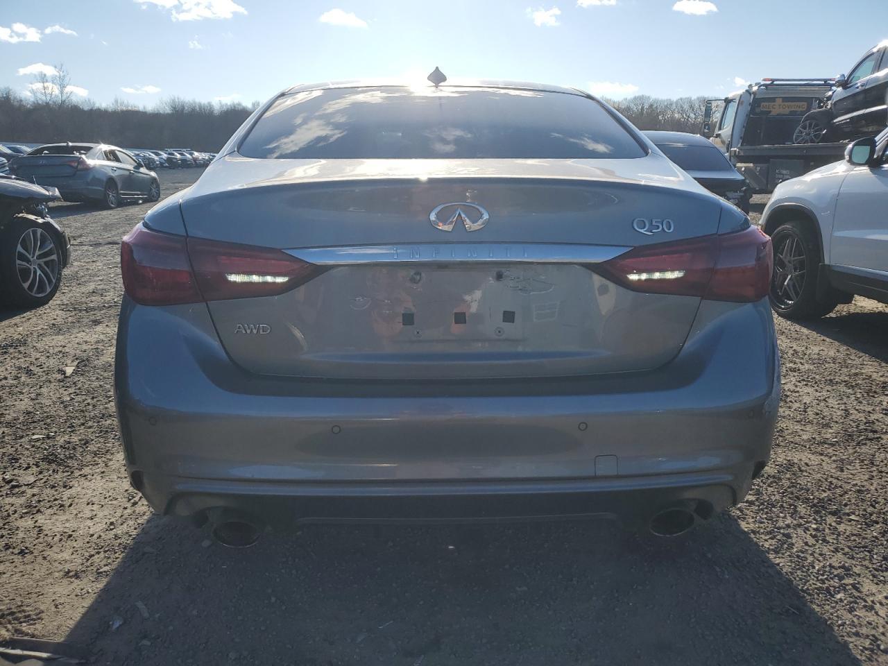 2018 INFINITI Q50 LUXE - Image 6