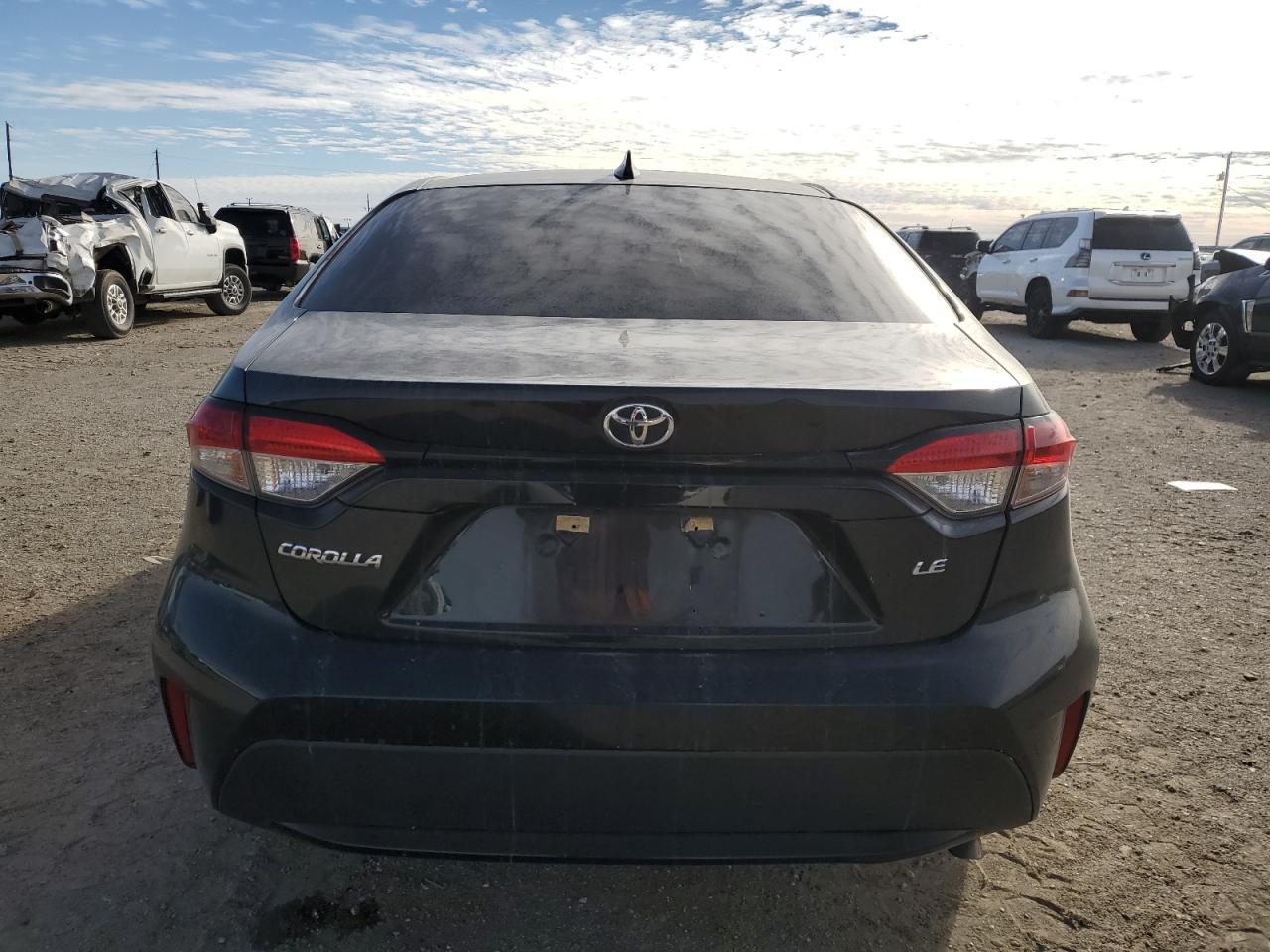 2020 TOYOTA COROLLA LE - Фото 6